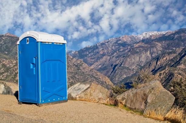 Portable Toilet Options We Offer in Three Oaks, FL